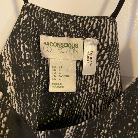 H&M Size 4 Satin Camisole - Picture 3 of 3